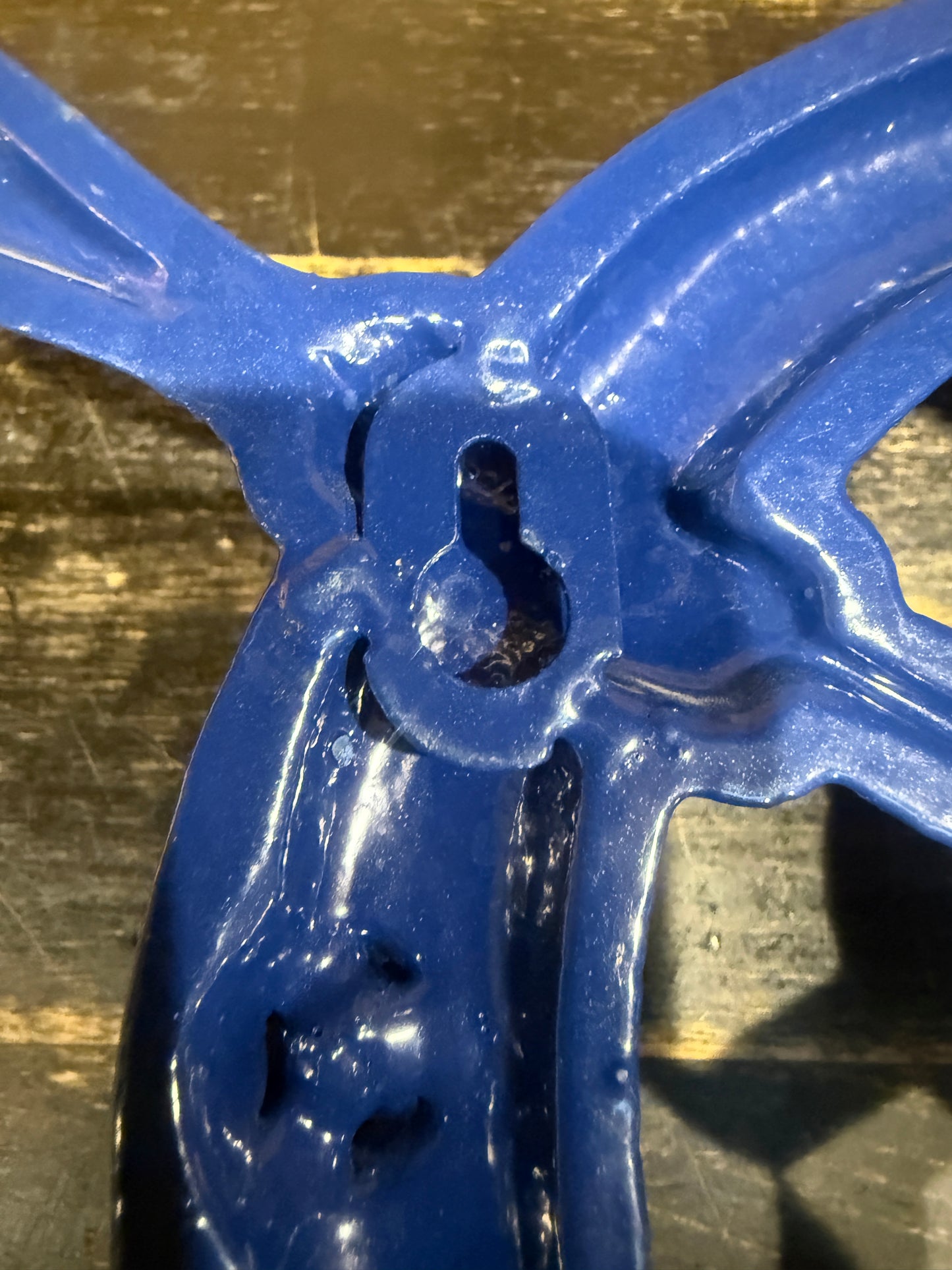 Ship Wheel with hooks
