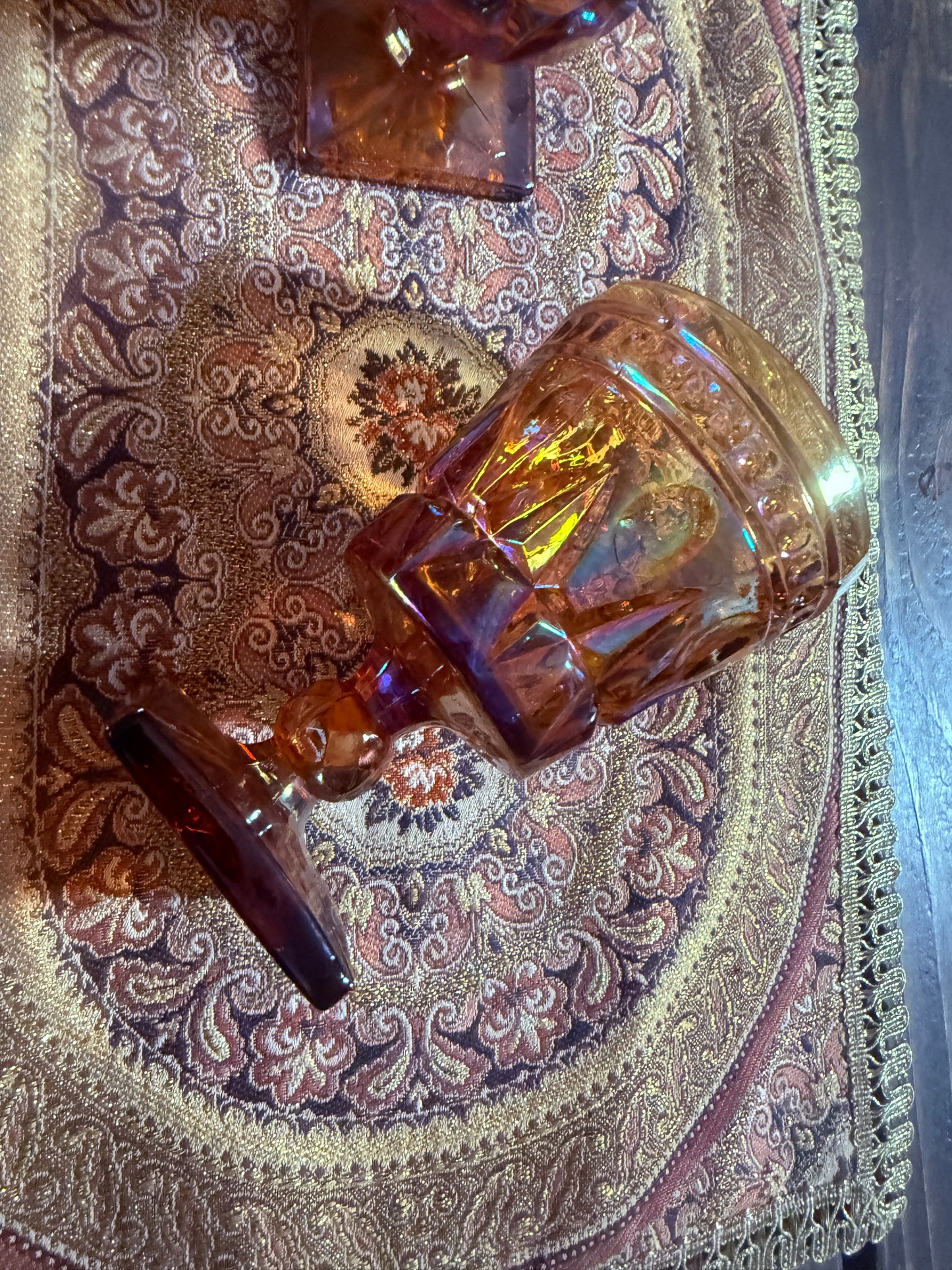 Iridescence Amber Goblets with Broche Doily