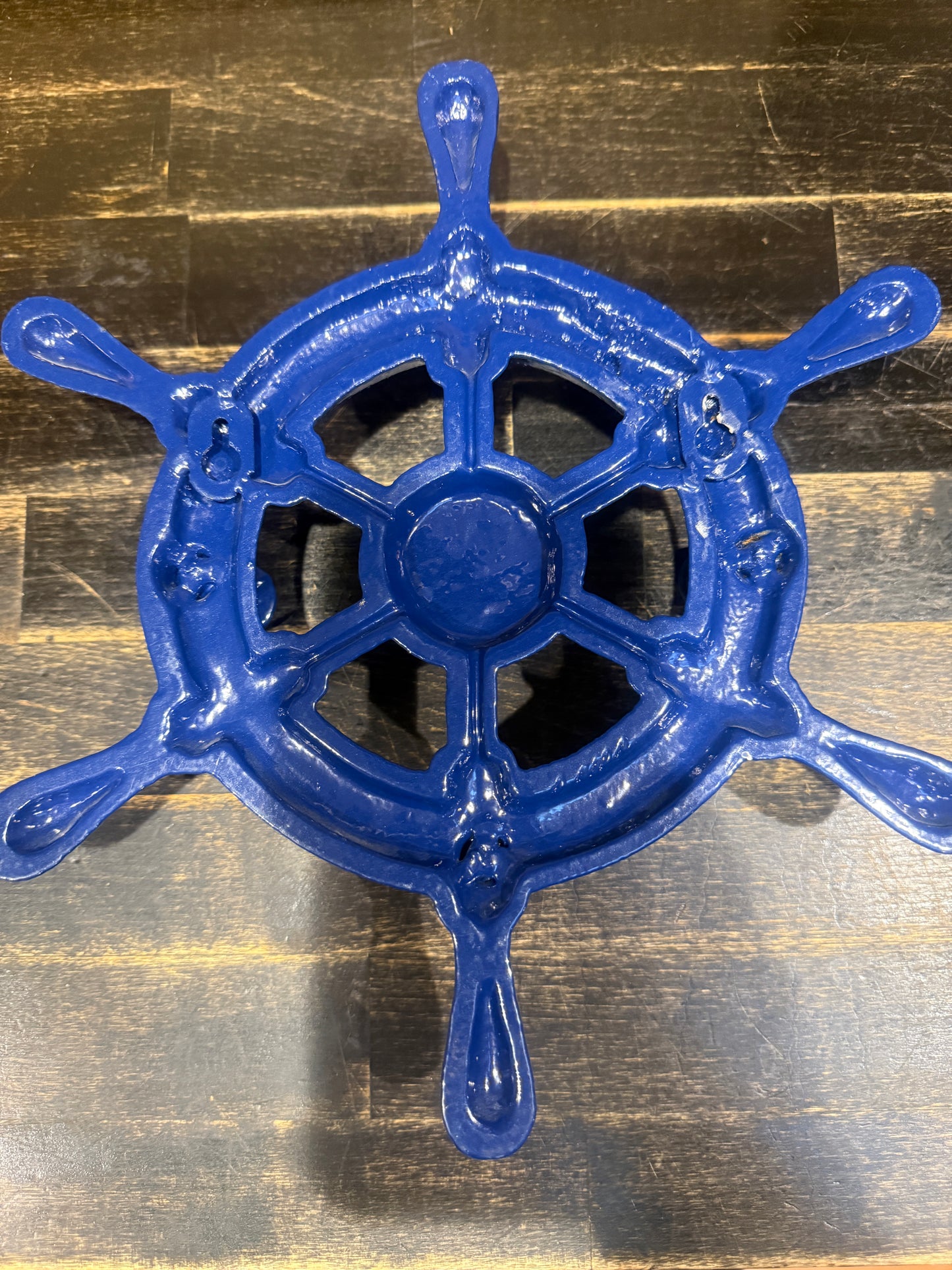 Ship Wheel with hooks