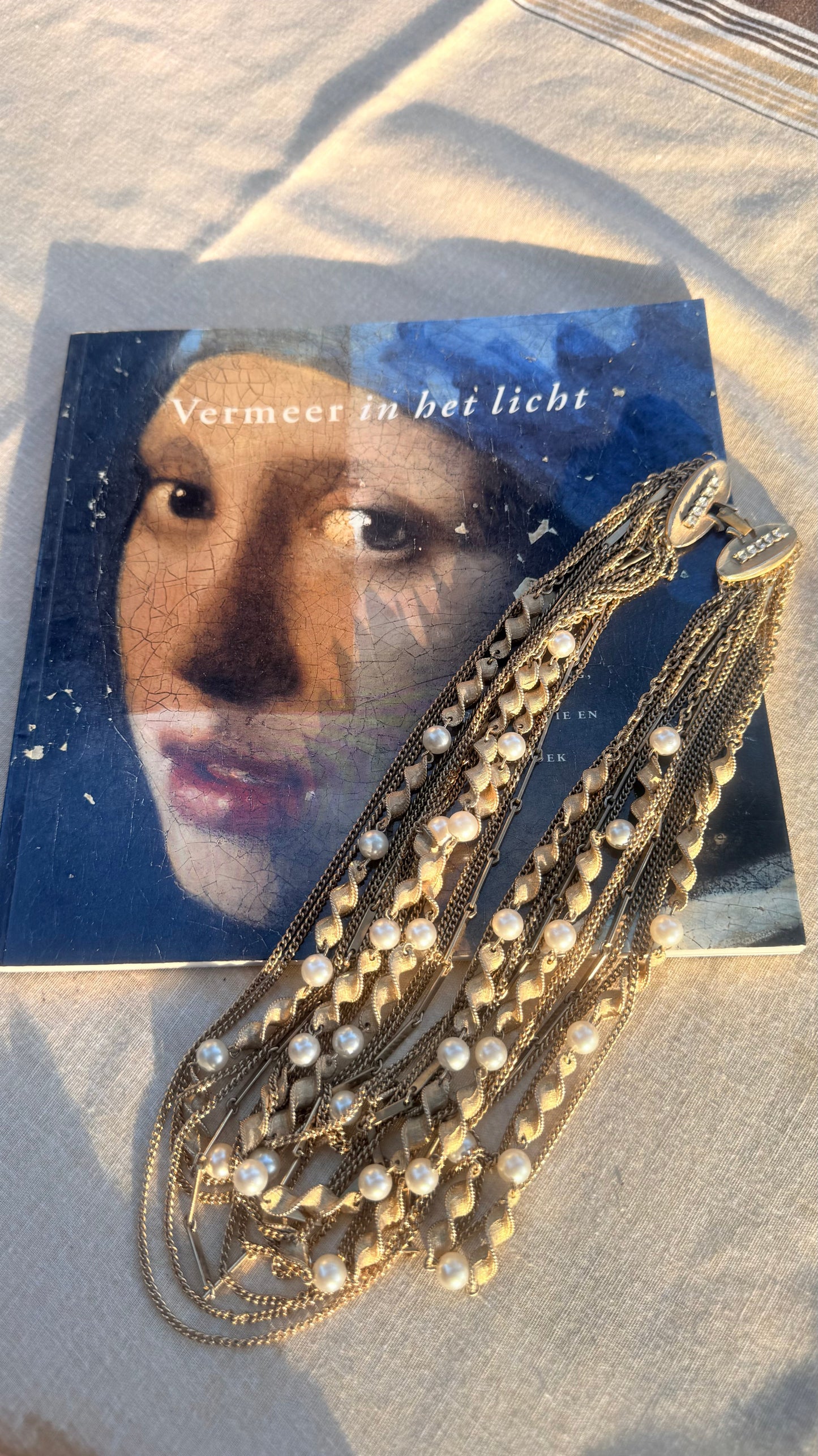Mid Century Glamour Gold Chain and Pearl Necklace