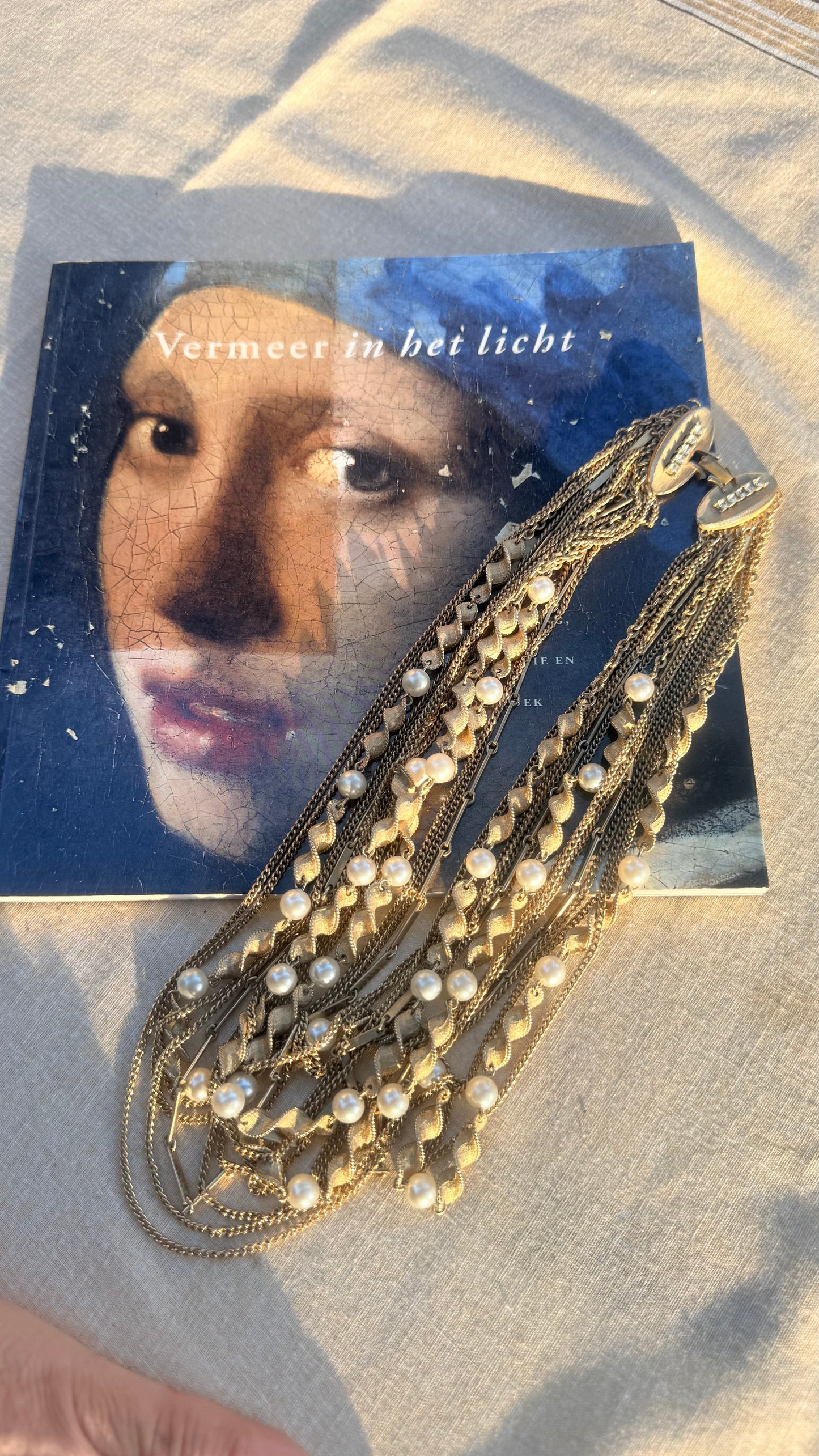 Mid Century Glamour Gold Chain and Pearl Necklace